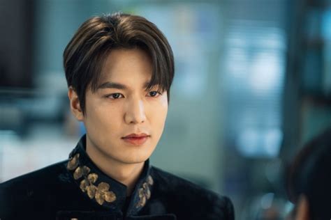 Permanent monarch / deo king: Lee Min Ho Finds Himself In Trouble With Kim Go Eun In ...