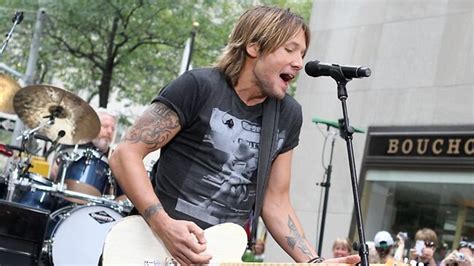 Keith Urban Scores Multiple Nominations At Country Music Association