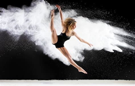 Wallpaper Girl Pose Background Jump Feet Dance Figure Blonde Twine Ballet Sydnee