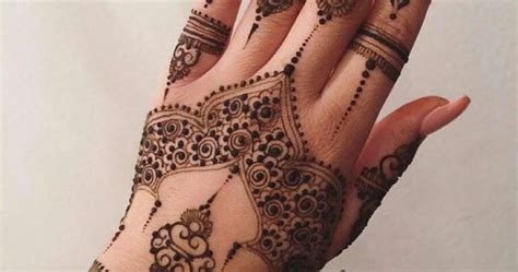 Henna Hand Strip Design Simple 1000 Ideas About Arabic Henna On
