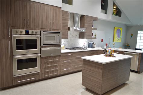 If you want your kitchen to give off a modern vibe, consider kitchen cabinets from cabinet modern. Contemporary Kitchen Cabinetry Designs