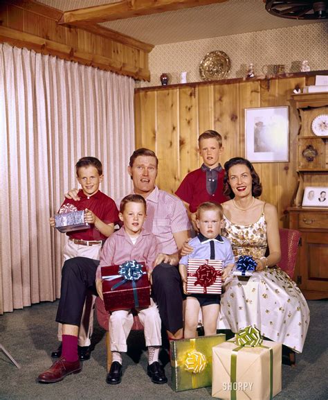 Последние твиты от johnny crawford (@johnnycrawford). The Rifleman: 1960 "Merry Christmas from the family ...