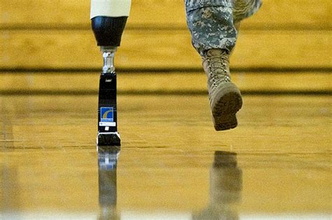 Marine Who Lost Both Legs In Afghanistan Just Ran 31 Marathons In 31 Days