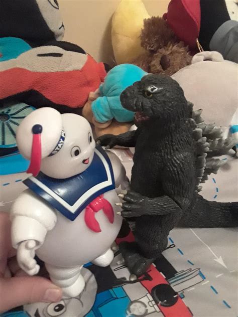 Godzilla Vs The Stay Puft Marshmallow Man Fandom