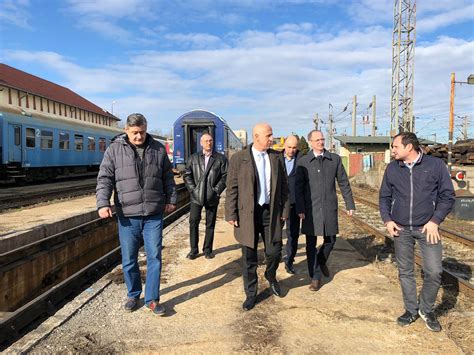 Compania cfr călători ar urma să primească un „ajutor de covid de 160 de milioane de lei, aceasta fiind una dintre măsurile pentru redresarea operatorului… Dan M. Costescu, Directorul General al CFR Călători ...