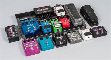 Pedal to the Metal: Guitar effect pedals explained - The Independent gambar png