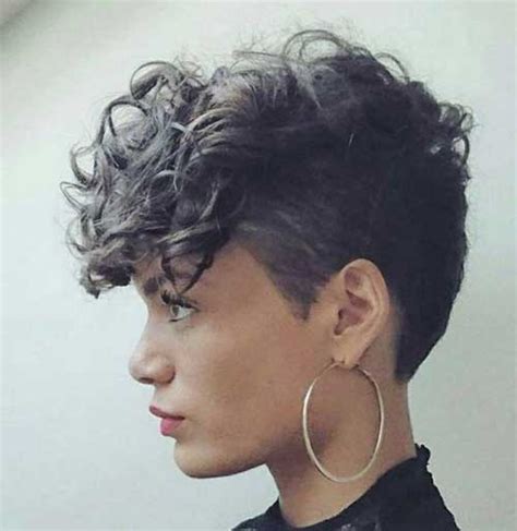 A pixie haircut can be adapted to any face shape, skin tone, or personality. 15 Pixie Cuts for Curly Hair | Short Hairstyles 2018 ...