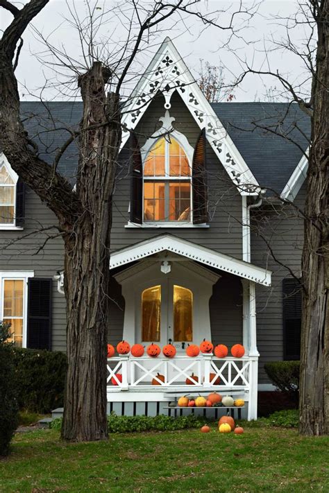 Outdoor gathering spaces deserve just as much attention as the rooms inside your home. Exquisite Outdoor Halloween Decoration Ideas - Festival ...