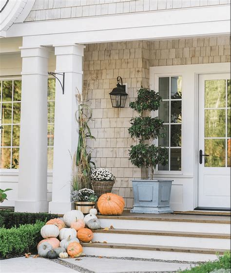 10 Inspiring Front Porches Decorated For Fall The Ginger Home
