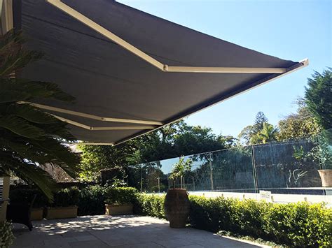 Awnings Retractable Roofs And Shade Systems Aalta Australia