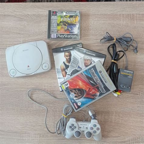 1 Sony 1 Psx Game And 3 Gamecube Console With Games 4 Catawiki