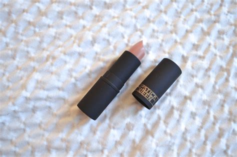 An Introduction To Lipstick Queen Sinner Lipsticks In Pinky Nude And Red — Xoxo Joyce
