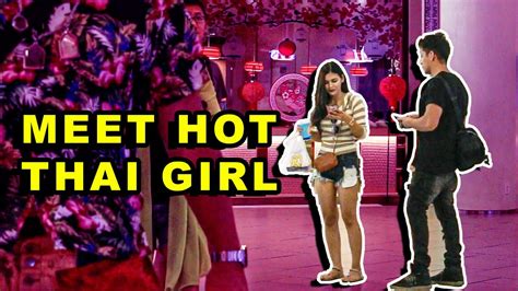 Picking Up A Hot Thai Girl At Bangkok Mall In Thai Youtube