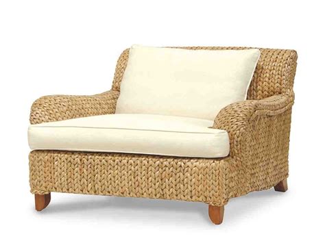 Take a look at deluxe accent seating that can make small entertaining spaces functional and 15 gorgeous accent chairs that make small spaces pop. Small Club Chairs