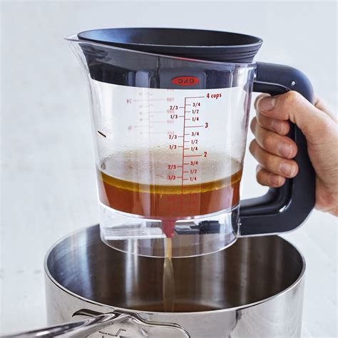 Fat separators will help you to get flavorful liquid without a greasy mess. OXO Good Grips Good Gravy Fat Separator, 4 Cup | Sur La Table
