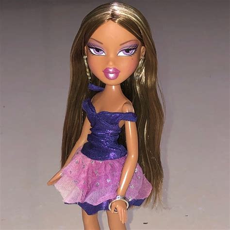 Bratz Passion 4 Fashion Wave 2 Yasmin Doll Hobbies And Toys Toys And Games On Carousell