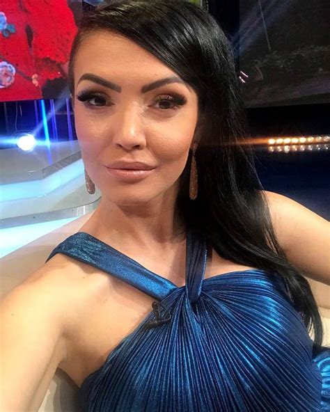 Andreea balan is an actress, known for sherlock (2002), o lunga asteptare (2015) and andré: Andreea Mantea, transformare șocantă fără machiaj! O mai ...