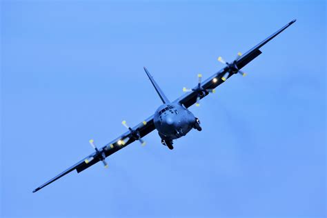 C 130 Aircraft Approaching Free Stock Photo Public Domain Pictures