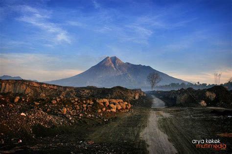 1 Year Merapi Eruption Chronology Of The Eruption Of Mount Merapi