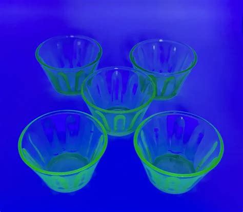 Hazel Atlas Uranium Glass Green Custard Cups S Vaseline