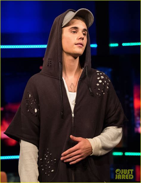 Photo Justin Bieber Walks Off Stage In Norway Photo Just Jared Entertainment News