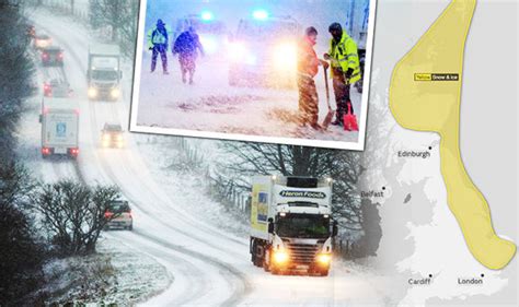 Heavy Snow Hits Uk Met Office Issues Yellow Weather Warning For Snow