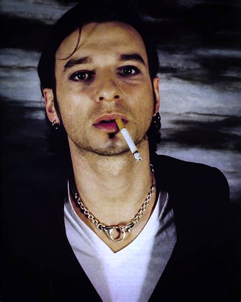 Maybe you would like to learn more about one of these? Pin de Gymmy em Dave Gahan