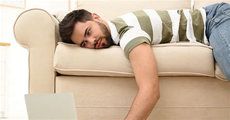 People who are lazy and unproductive in life often display these 7