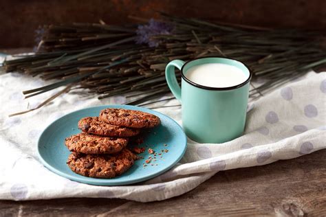 Biscuits And Cookies Sweet Snacks To Enjoy With Tea Or Coffee Daily