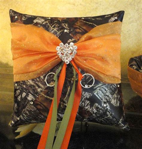 What ideas will you choose? 36 Camo Wedding Ideas for Spring 2019 - ChicWedd
