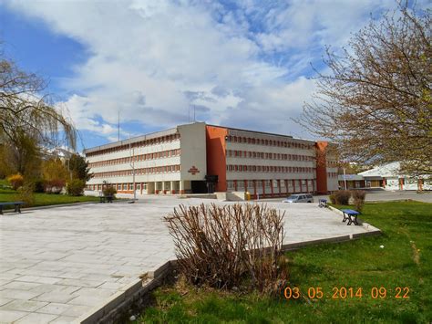 Rıdvan ege öncülüğünde 1999 yılında kurulmuş olan bir vakıf üniversitesidir. erzurum seyahatnamesi: ERZURUM ATATÜRK ÜNİVERSİTESİ KAMPÜS