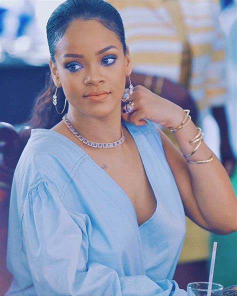“hows Your 2018 Going So Far” Best Of Rihanna Rihanna Riri Rihanna Style Female Celebrity