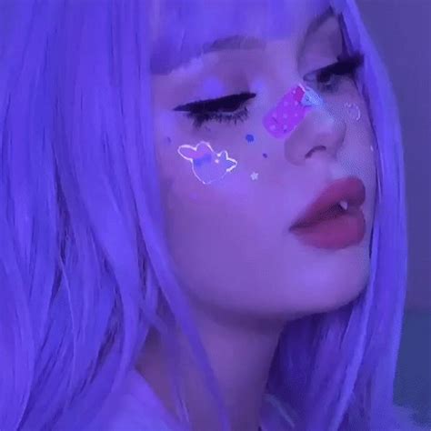 Pin By Purps On Pfps Girl Icons Girl S Aesthetic 