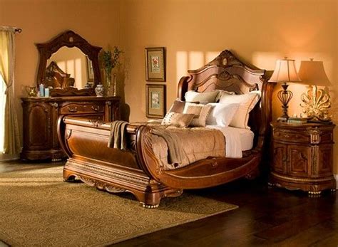 Our beds come in a variety of different materials including but not limited to metal wood and marble, and come in styles ranging from modern , contemporary, traditional and simple sleek designs. King and Queen Size Bedroom Sets | Contemporary ...