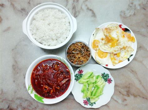 Resepi nasi lemak dan sambal nasi lemak【 amelia tamby hussin 】. blog cik ina do do cheng: Nasi lemak sambal sotong kembang