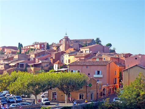 Discover The Village Of Roussillon In The Luberon French Moments