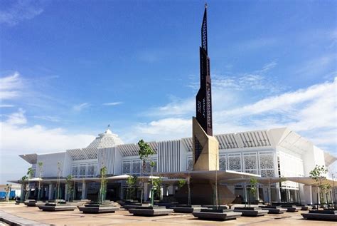 Awam di greentech malaysia memanfaatkan medium. Melihat Masjid Hijau Pertama di Malaysia | Republika Online