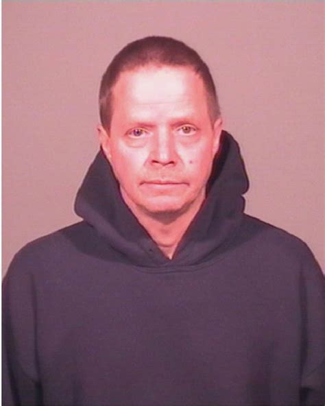 Meriden police charge man choked rideshare driver with belt