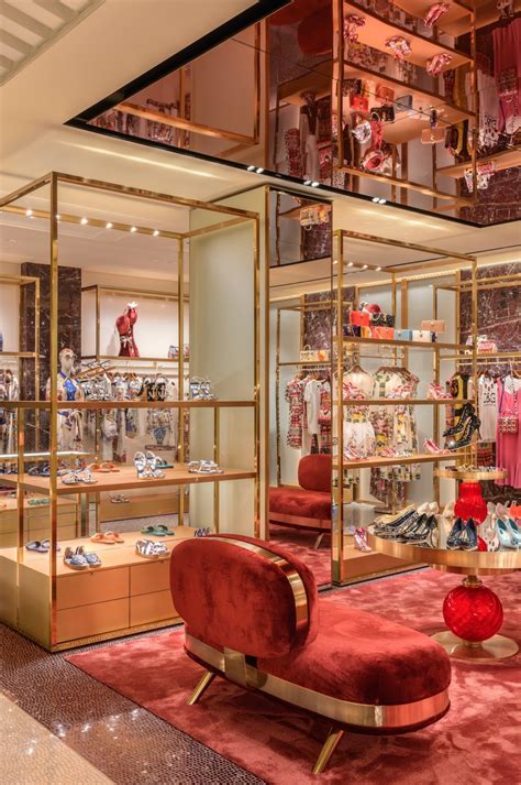 Dolce Gabbana Flagship Store Singapore Retail Design Blog Retail Hot