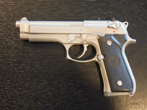 Beretta 92fs 9mm Pistol
