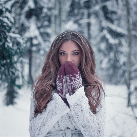 Kate By Nadia Kozireva Snow Photoshoot Winter Portraits Winter