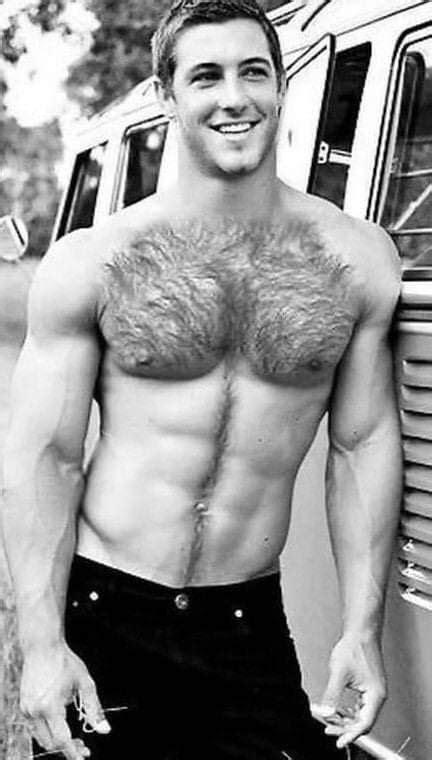 pin by douglas chacon on rostro hombre hairy muscle men hairy chested men shirtless men