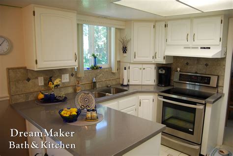 34+ trendy kitchen modern grey white hardware #kitchen. White and gray kitchen remodel! | Kitchen, Kitchen remodel ...