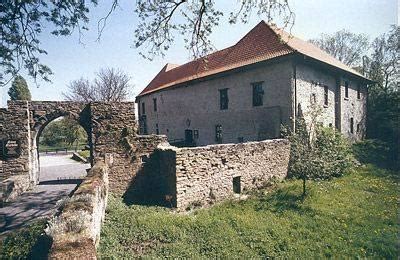 Plan your own adventure to haus herbede, a bike touring attraction recommended by 176 people. Haus Herbede in Witten, Architektur, Architektur ...