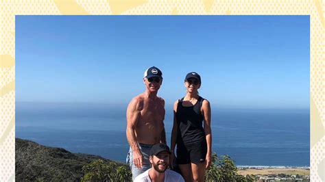 Liam And Chris Hemsworth S Dad Craig Is As Ripped As His Sons
