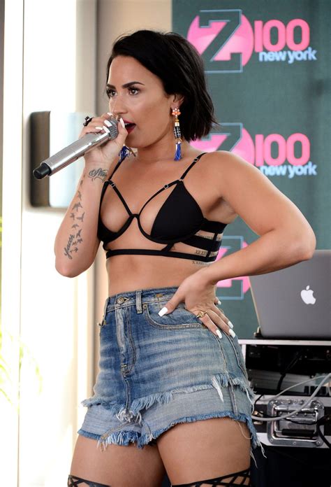 Demi Lovato Cool For The Summer Pool Party Tour In New York Gotceleb