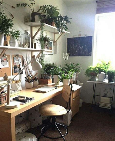 30 Relaxing Desk Setup With Plants Yup Some People Put The