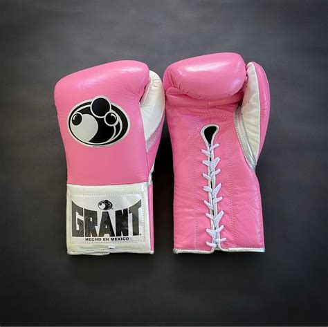 Grant Custom Fight Gloves Fight 2 Finish