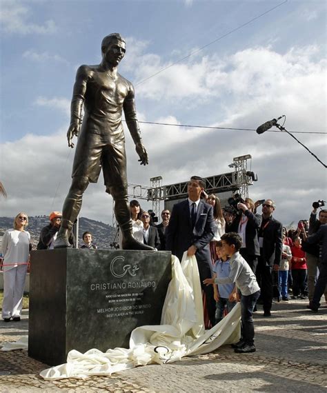 A bronze bust of the soccer star was unveiled wednesday as an airport was renamed in his honor. Cristiano Ronaldo Unveils New Statue At His Hometown ...