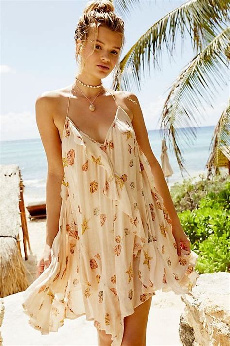 Beautiful Summer Dresses Well Be Wearing Just About Everywhere